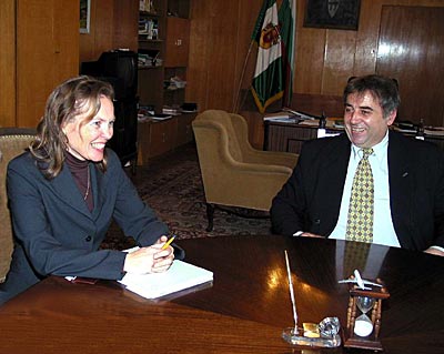 28-11-2002_en.jpg